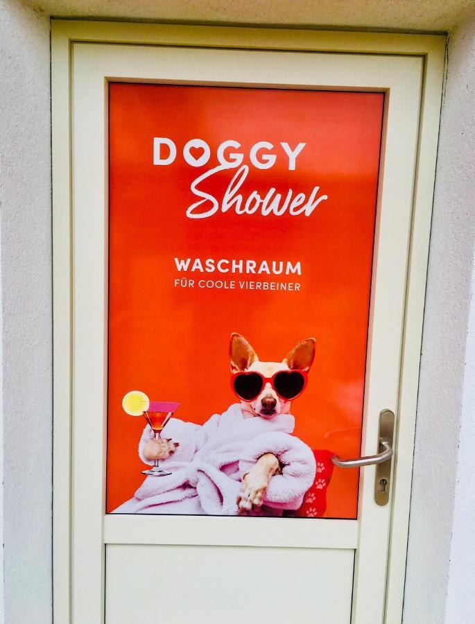 Schlosshof Charme Resort - Hotel & Camping ラナ エクステリア 写真